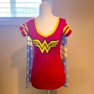 Wonder Woman Shirt W/ detachable Cape